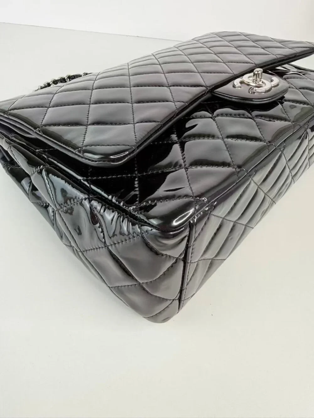 Channel classic flag bag